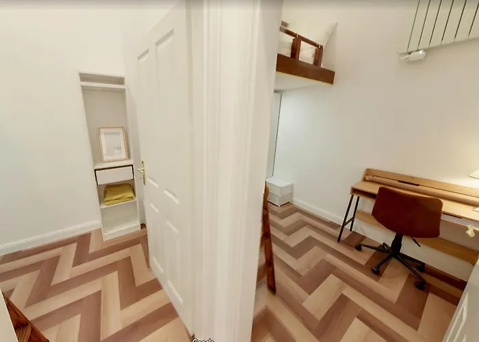 Apartment Hevals Palace