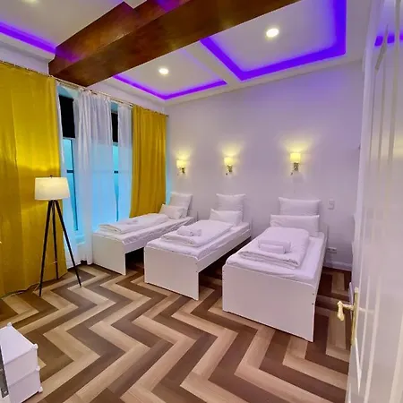 Hevals Palace