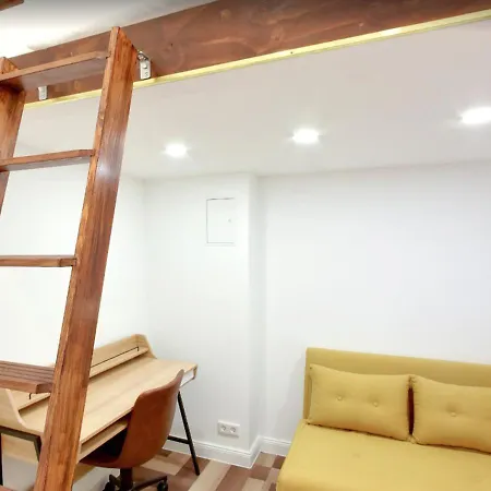 Hevals Palace * ברלין